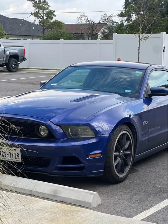 2013 Ford S197 Mustang - Image 2 of 5