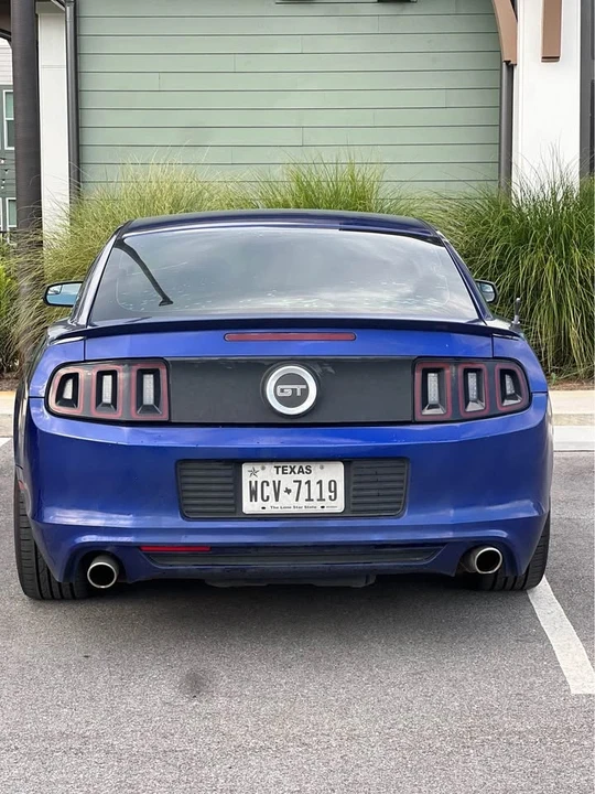 2013 Ford S197 Mustang - Image 2 of 5