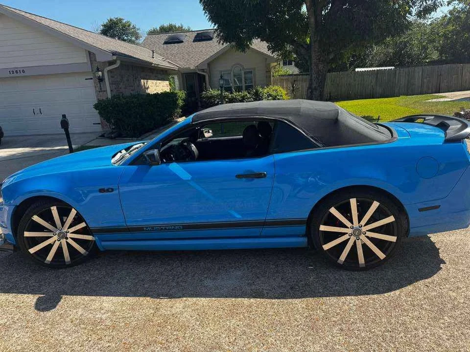 2013 Ford S197 Mustang - Image 3 of 6