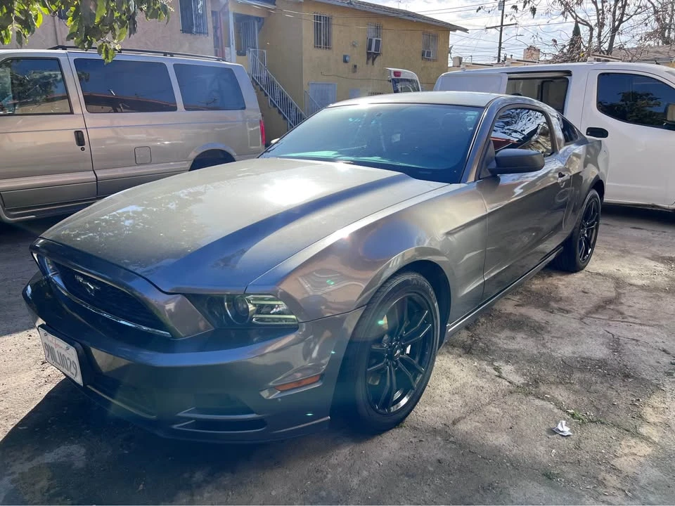 2013 Ford S197 Mustang - Image 6 of 8