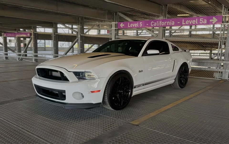 2013 Ford S197 Mustang - Image 3 of 9