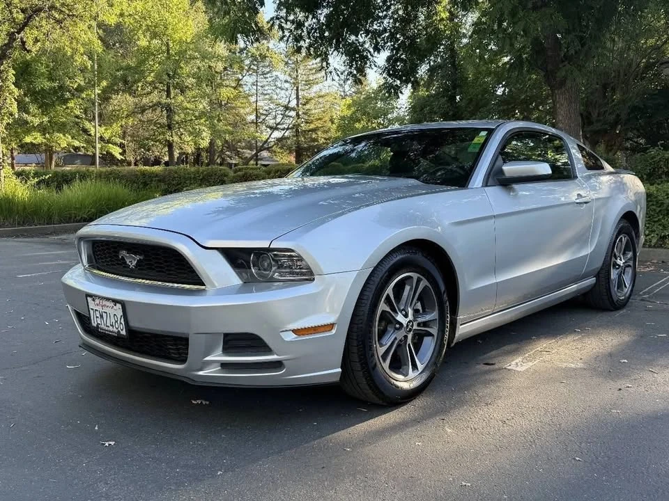 2013 Ford S197 Mustang - Image 3 of 8