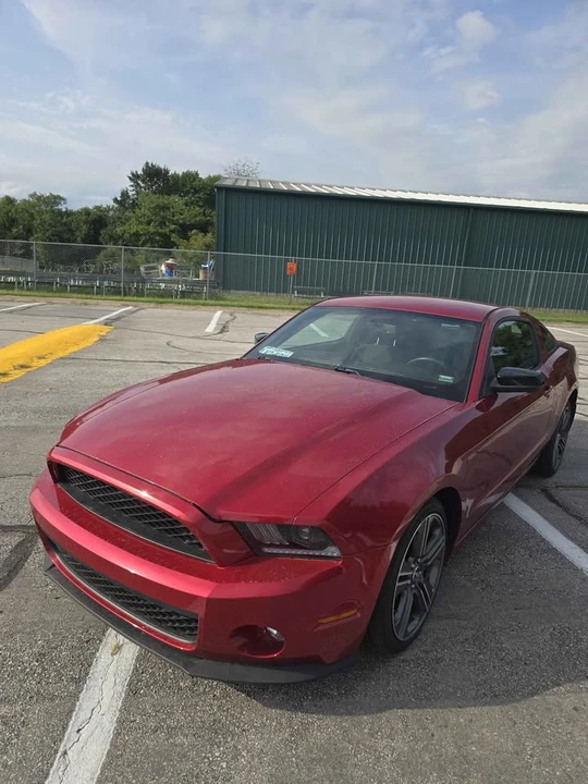 2013 Ford S197 Mustang - Image 2 of 11