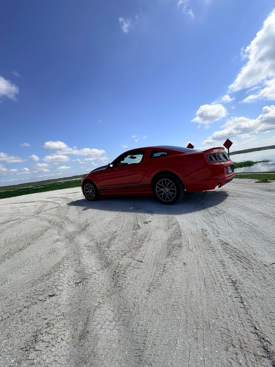 2013 Ford S197 Mustang - Image 8 of 12
