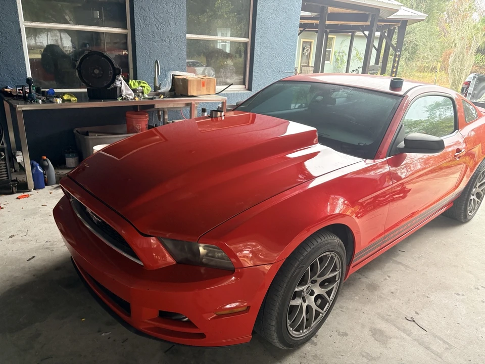 2013 Ford S197 Mustang - Image 2 of 12