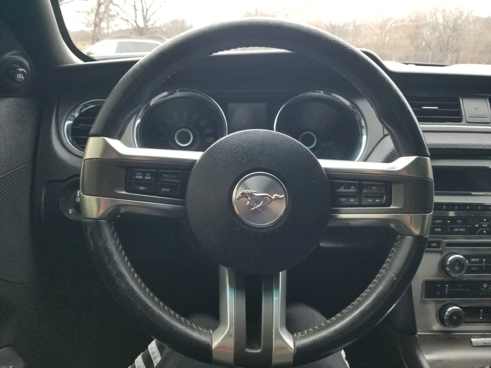 2013 Ford S197 Mustang - Image 11 of 15
