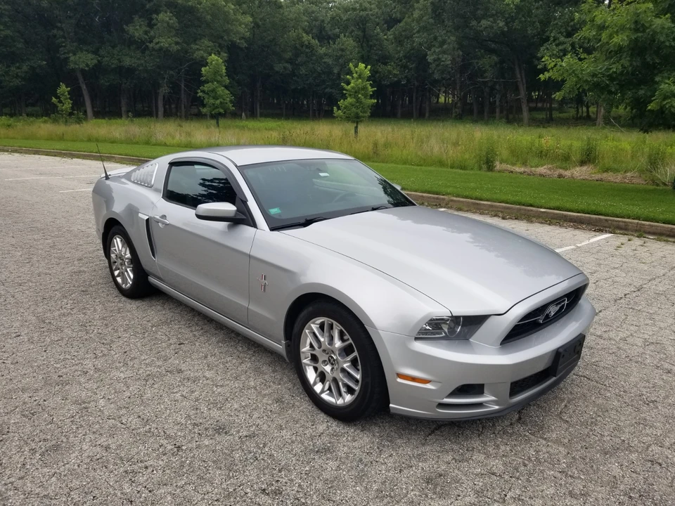 2013 Ford S197 Mustang GT - Image 9 of 21