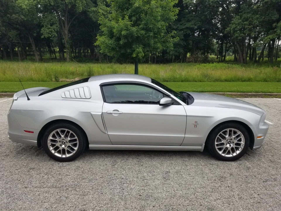 2013 Ford S197 Mustang - Image 8 of 21
