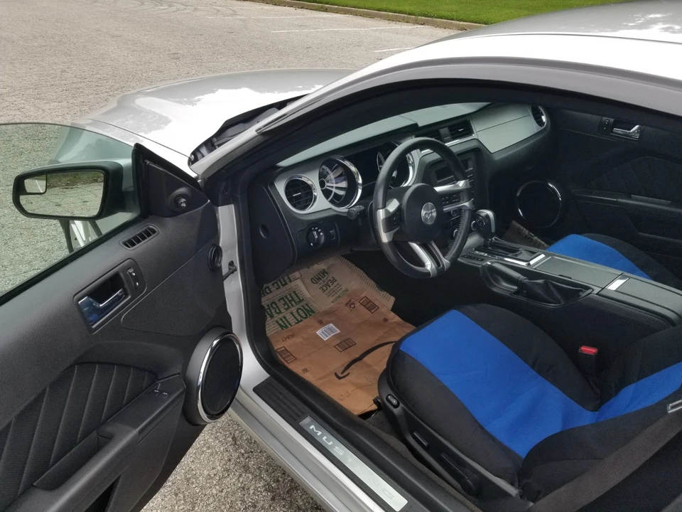 2013 Ford S197 Mustang GT - Image 10 of 21