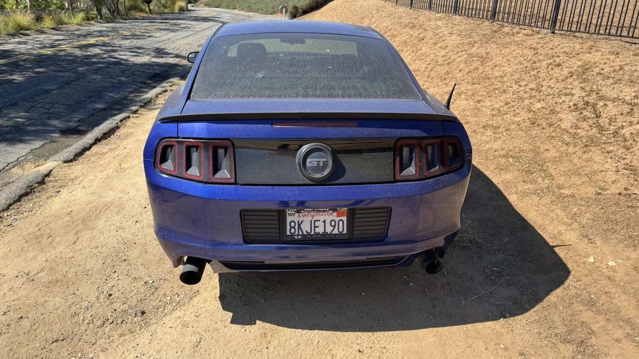 2013 Ford S197 Mustang - Image 6 of 19