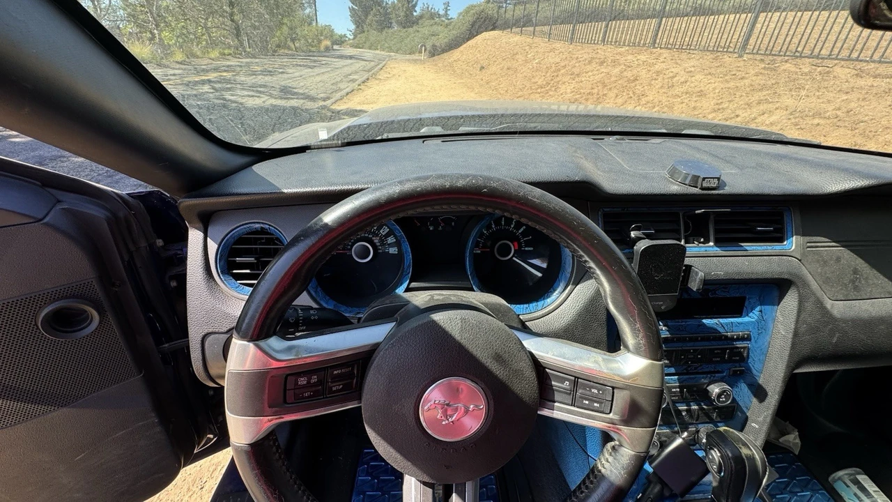 2013 Ford S197 Mustang - Image 13 of 19