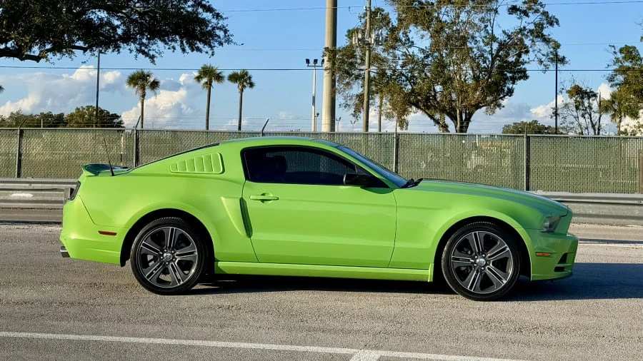 2013 Ford S197 Mustang - Image 2 of 24