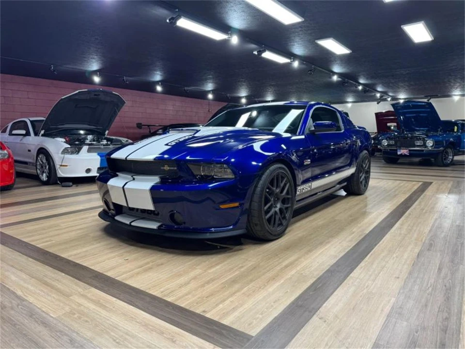 2013 Ford S197 Mustang - Image 2 of 31