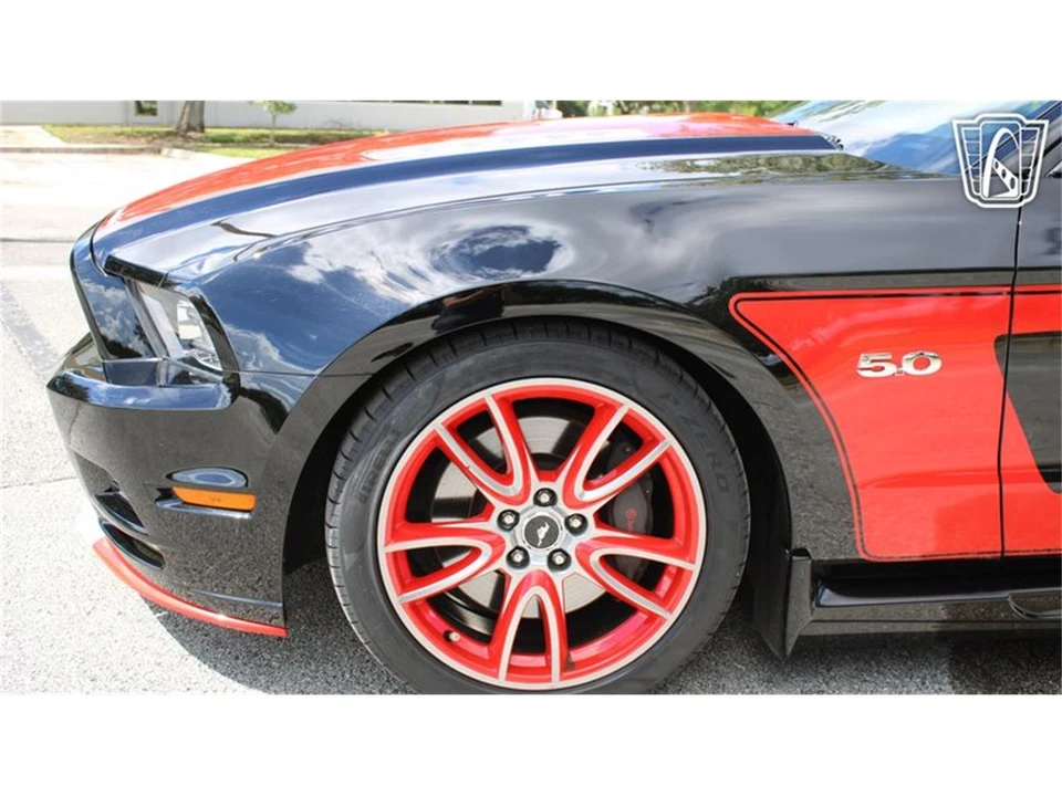 2013 Ford S197 Mustang - Image 28 of 31
