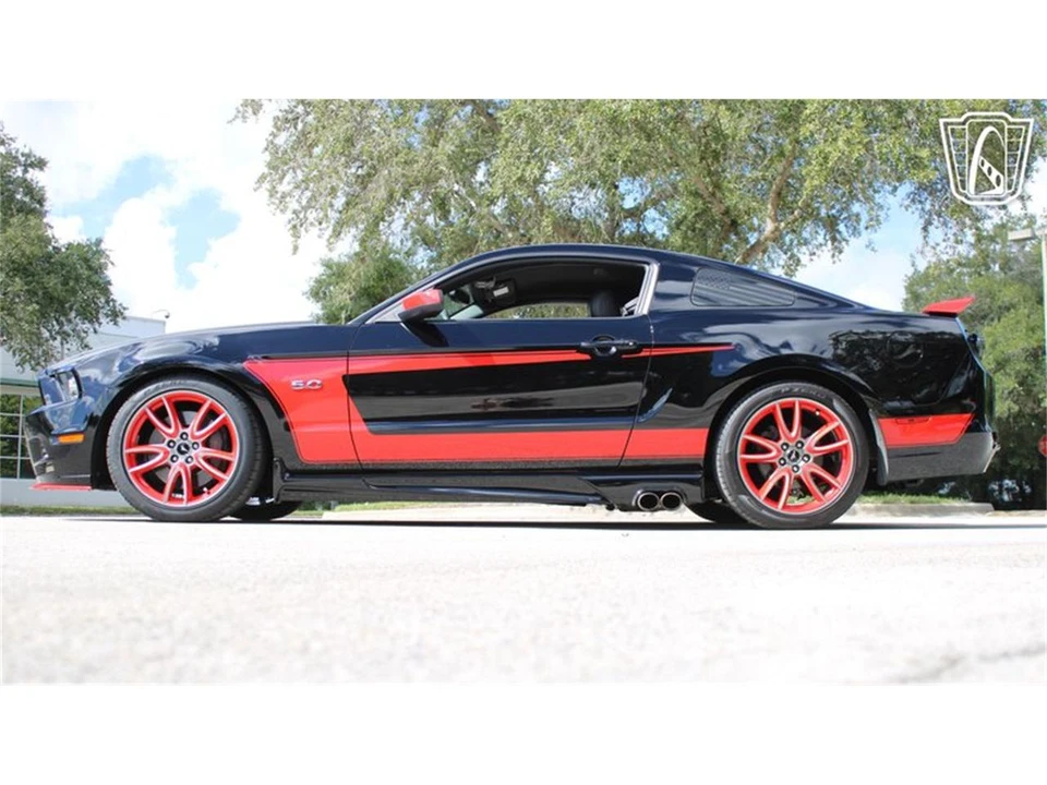 2013 Ford S197 Mustang - Image 8 of 31