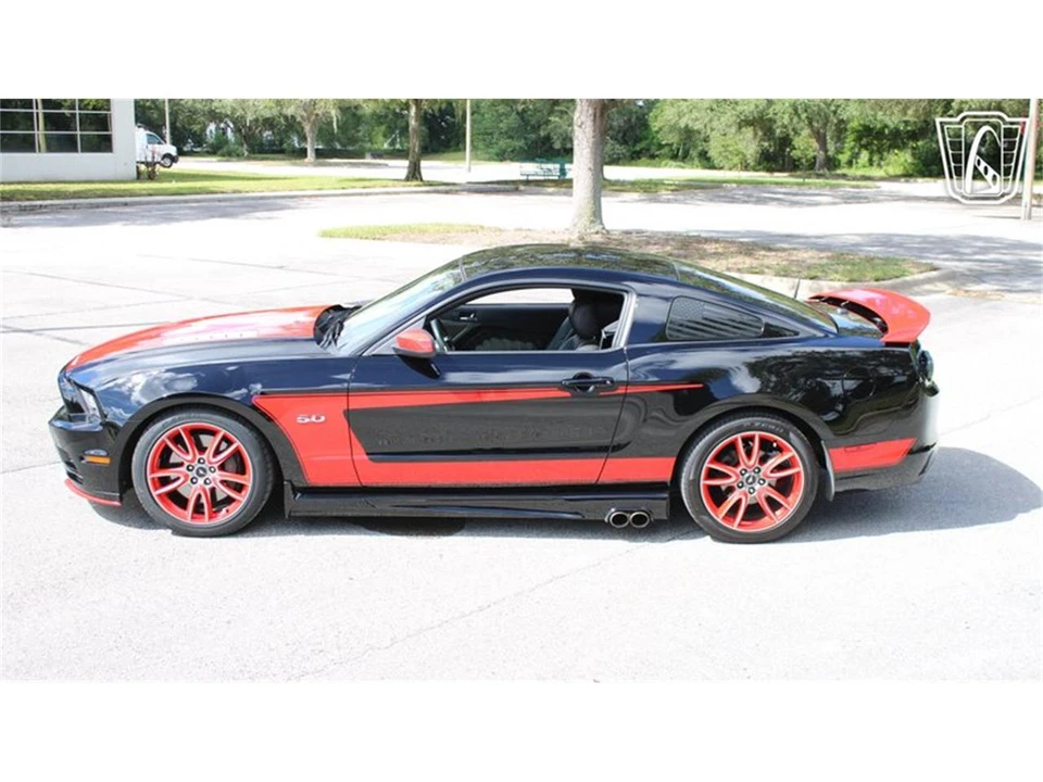 2013 Ford S197 Mustang - Image 10 of 31