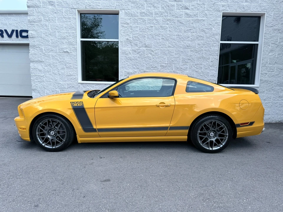 2013 Ford Mustang - Image 2 of 31