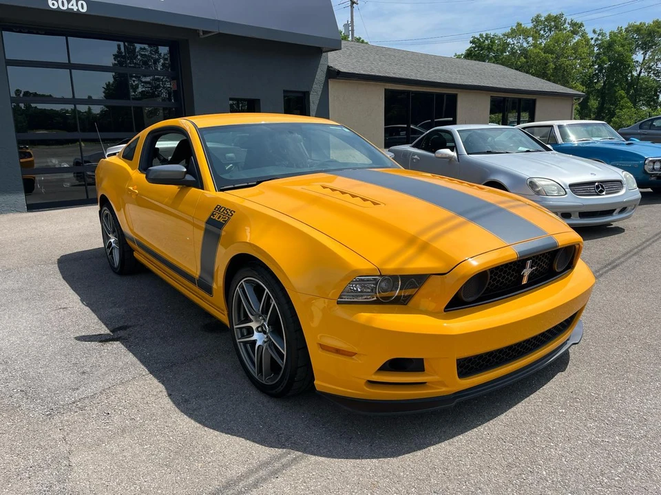 2013 Ford S197 Mustang - Image 12 of 31