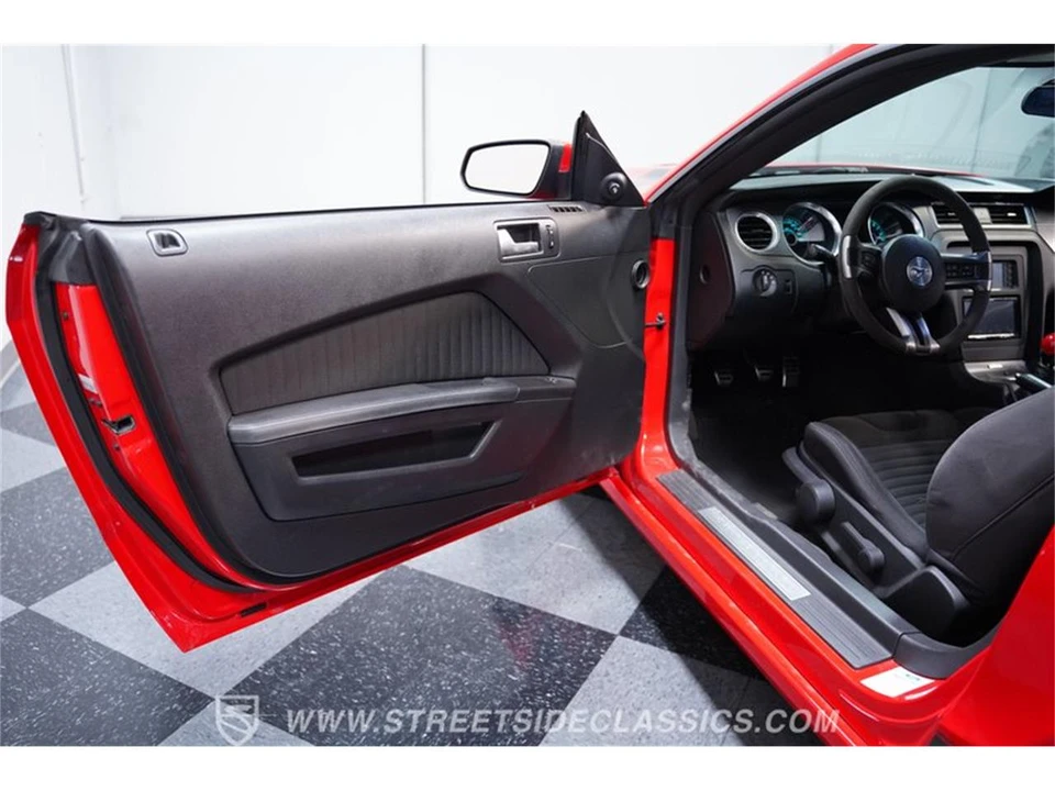 2013 Ford S197 Mustang - Image 28 of 31