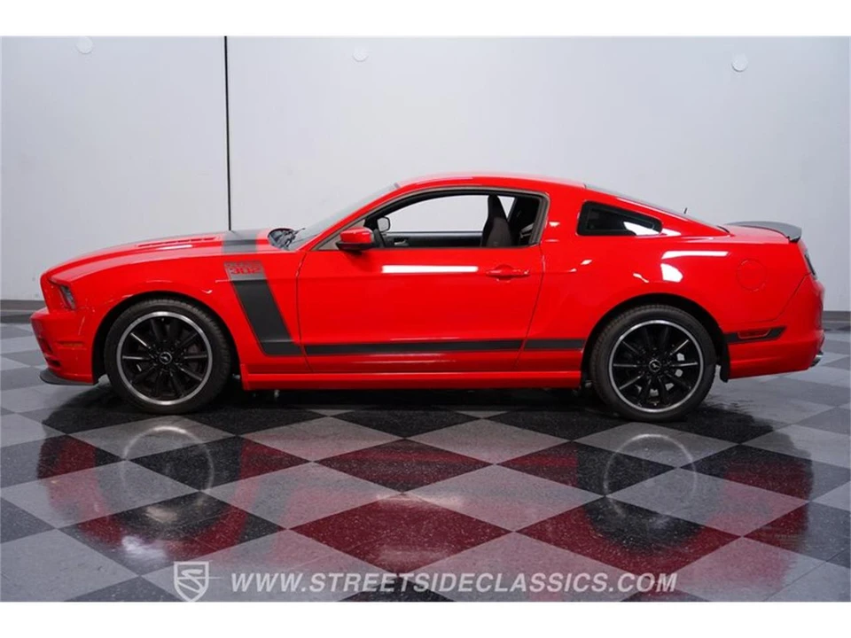 2013 Ford S197 Mustang - Image 2 of 31