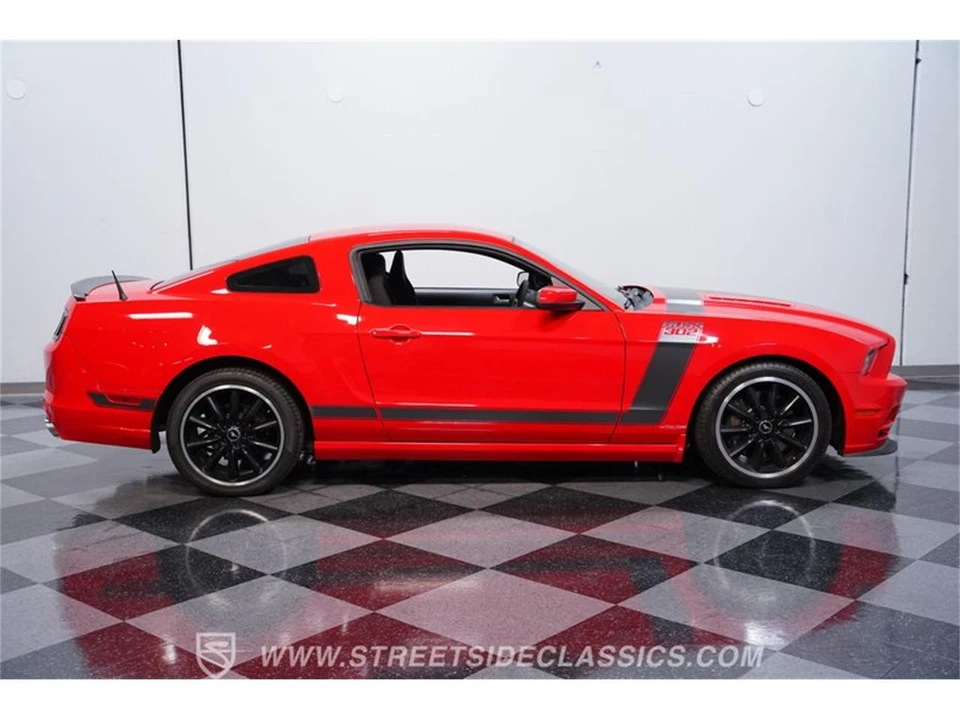2013 Ford S197 Mustang - Image 12 of 31