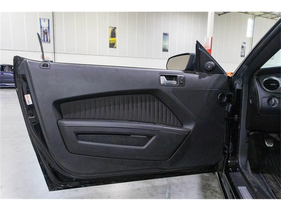 2013 Ford S197 Mustang - Image 29 of 31