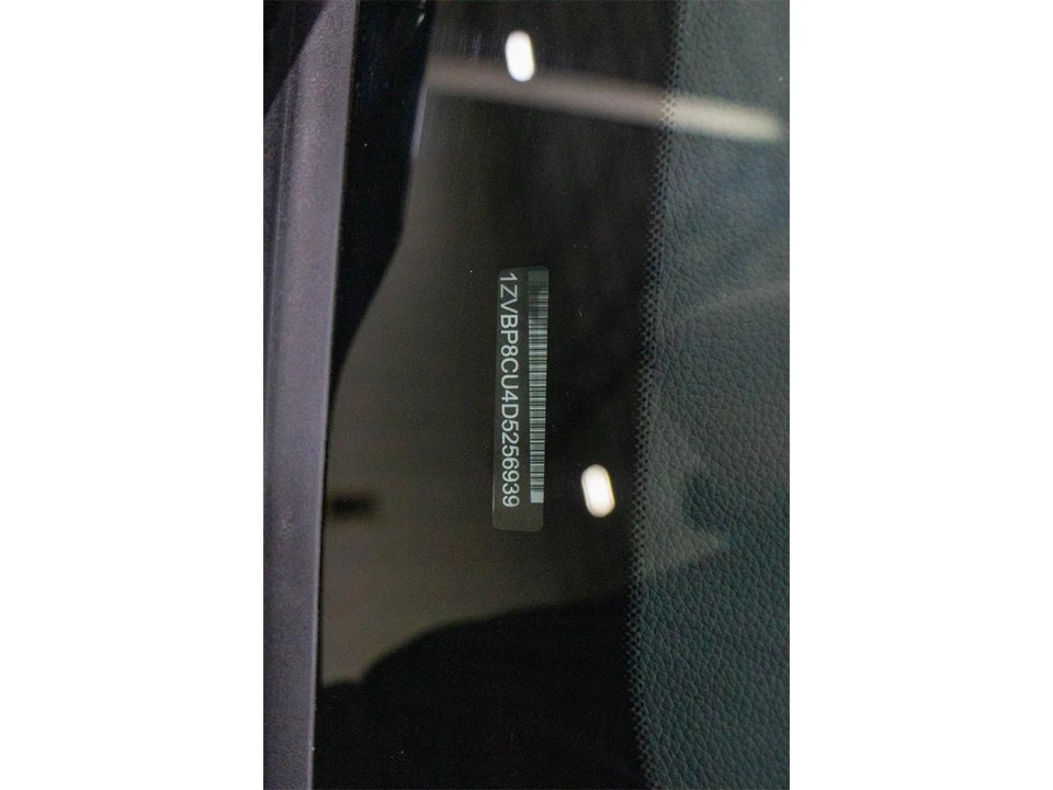 2013 Ford S197 Mustang - Image 15 of 31