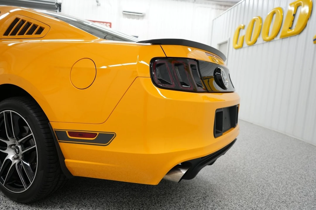 2013 Ford S197 Mustang - Image 9 of 31