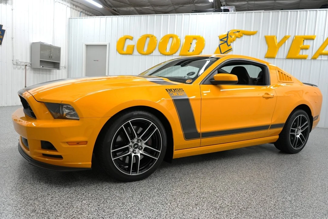 2013 Ford S197 Mustang - Image 4 of 31