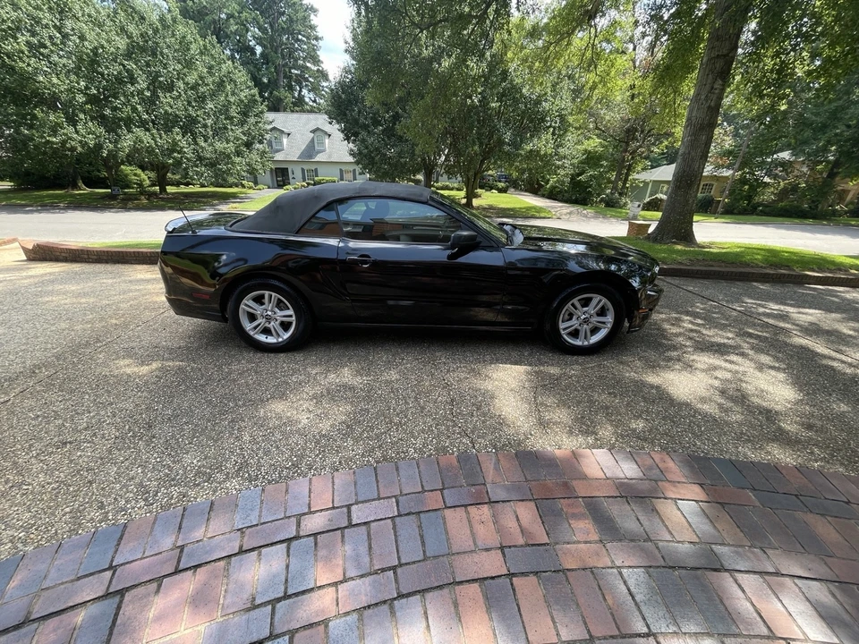 2013 Ford S197 Mustang - Image 9 of 21