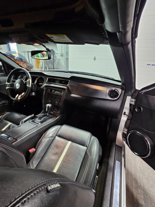 2013 Ford S197 Mustang - Image 11 of 12