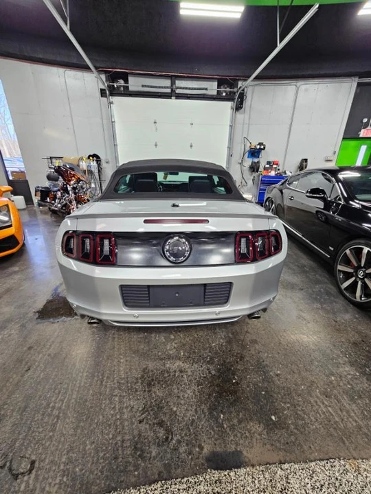 2013 Ford S197 Mustang - Image 5 of 12
