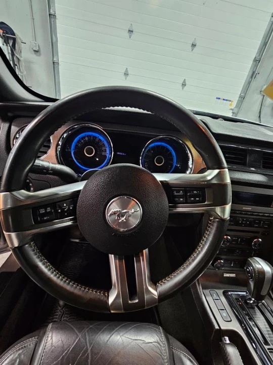 2013 Ford S197 Mustang - Image 10 of 12