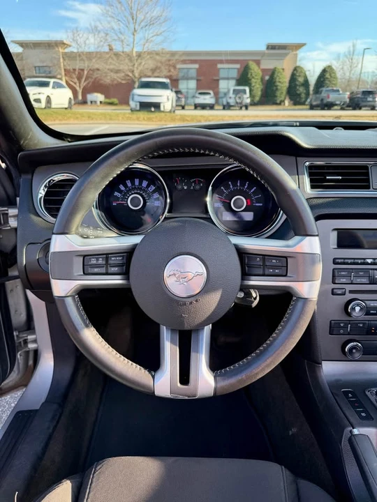 2013 Ford S197 Mustang - Image 12 of 18