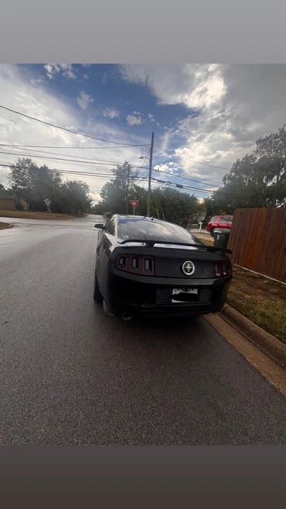 2013 Ford S197 Mustang - Image 3 of 8