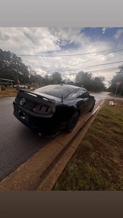 2013 Ford S197 Mustang - Image 5 of 8