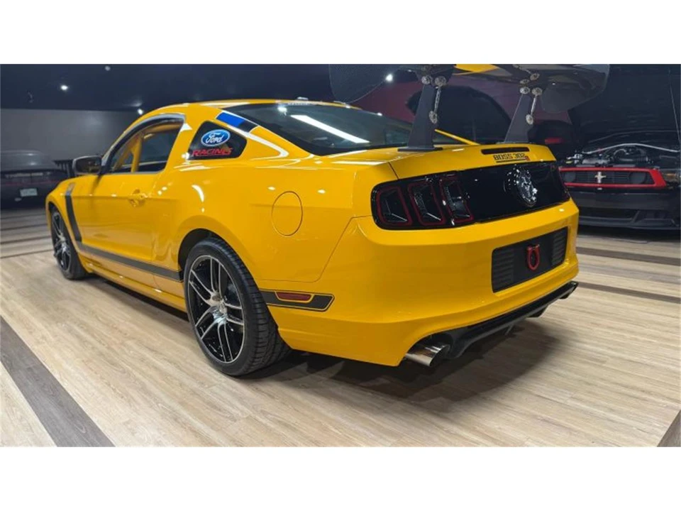 2013 Ford S197 Mustang - Image 3 of 31