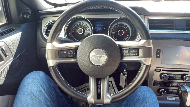 2013 Ford S197 Mustang - Image 10 of 12