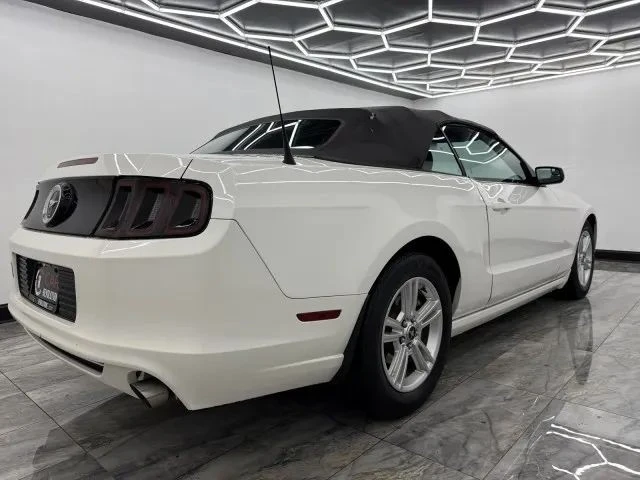 2013 Ford S197 Mustang - Image 7 of 12
