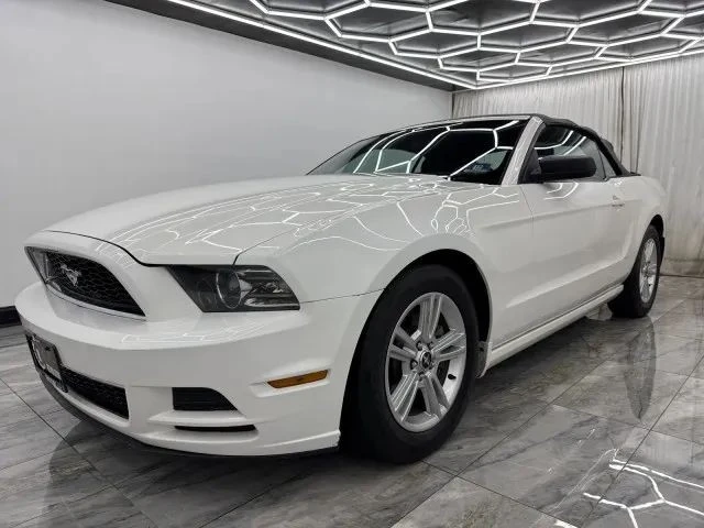 2013 Ford S197 Mustang - Image 3 of 12