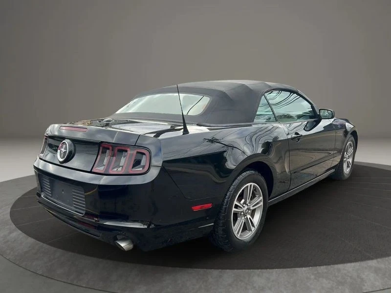 2013 Ford S197 Mustang - Image 5 of 12