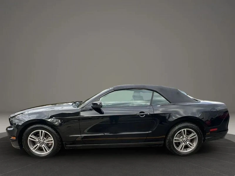 2013 Ford S197 Mustang - Image 8 of 12