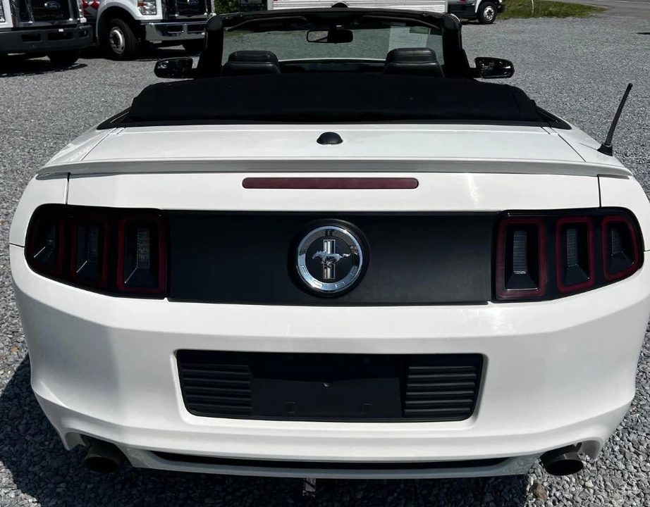 2013 Ford S197 Mustang - Image 5 of 7