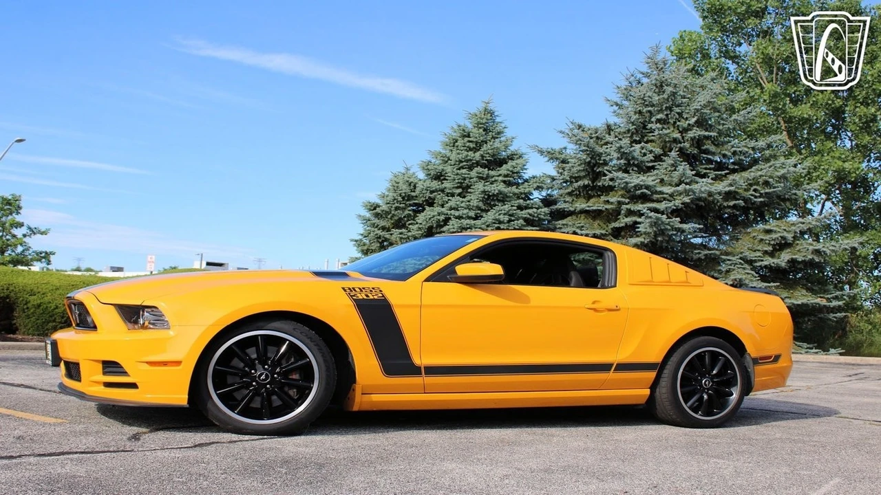 2013 Ford S197 Mustang Boss 302 - Image 4 of 12