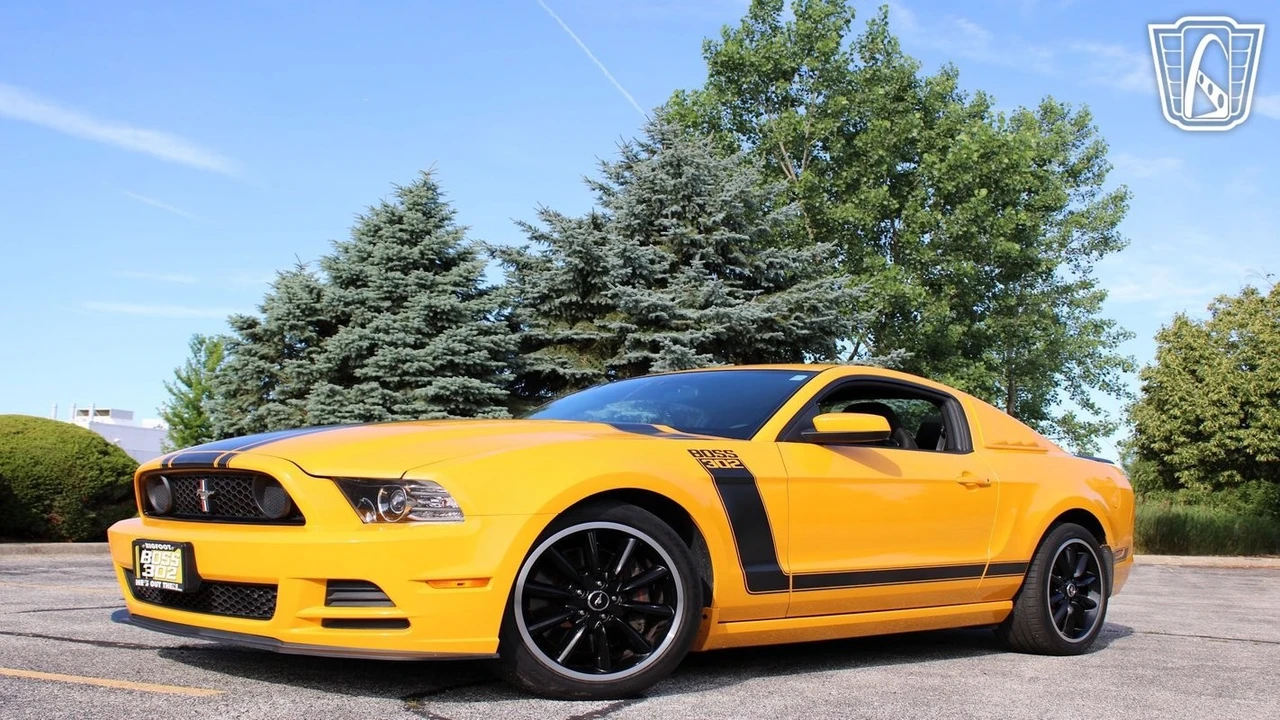 2013 Ford S197 Mustang Boss 302 - Image 7 of 12