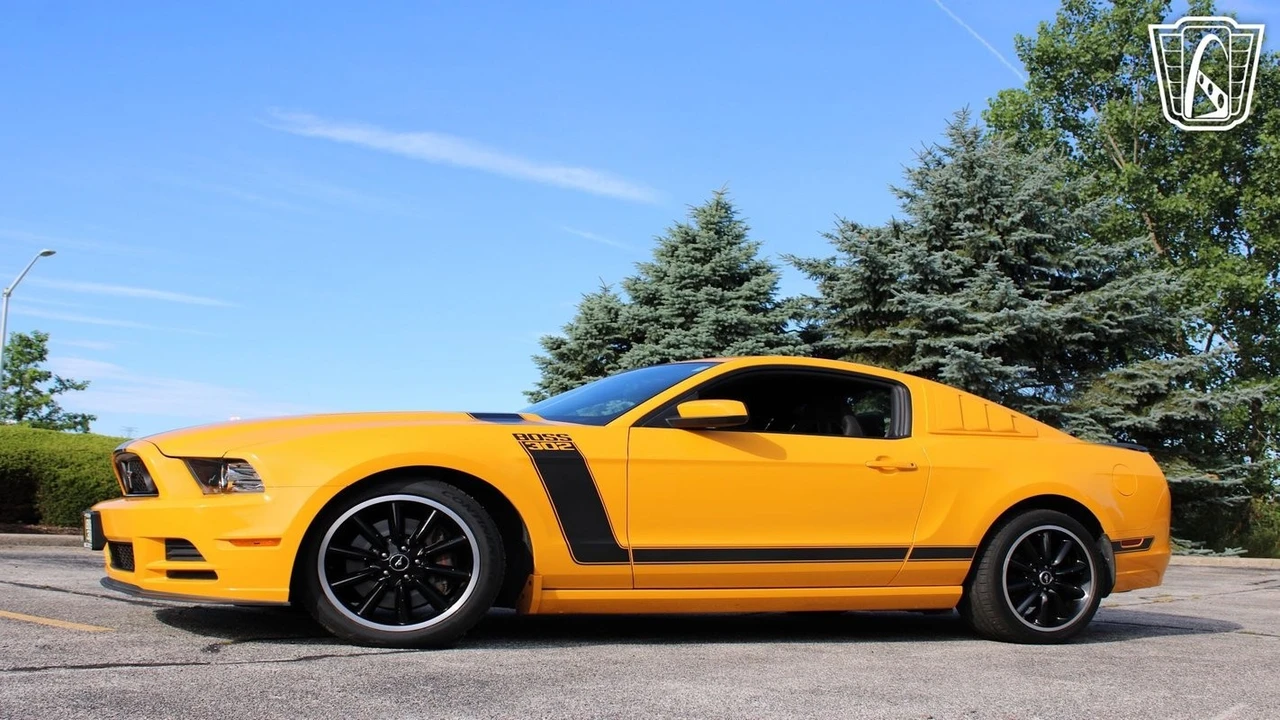 2013 Ford S197 Mustang Boss 302 - Image 3 of 12