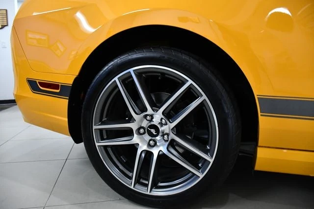 2013 Ford Mustang - Image 14 of 31