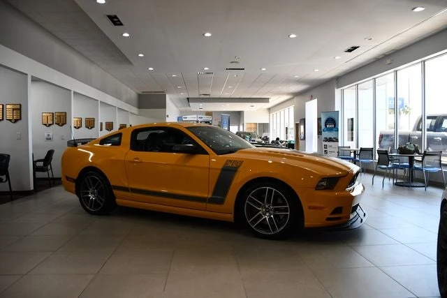 2013 Ford Mustang - Image 2 of 31