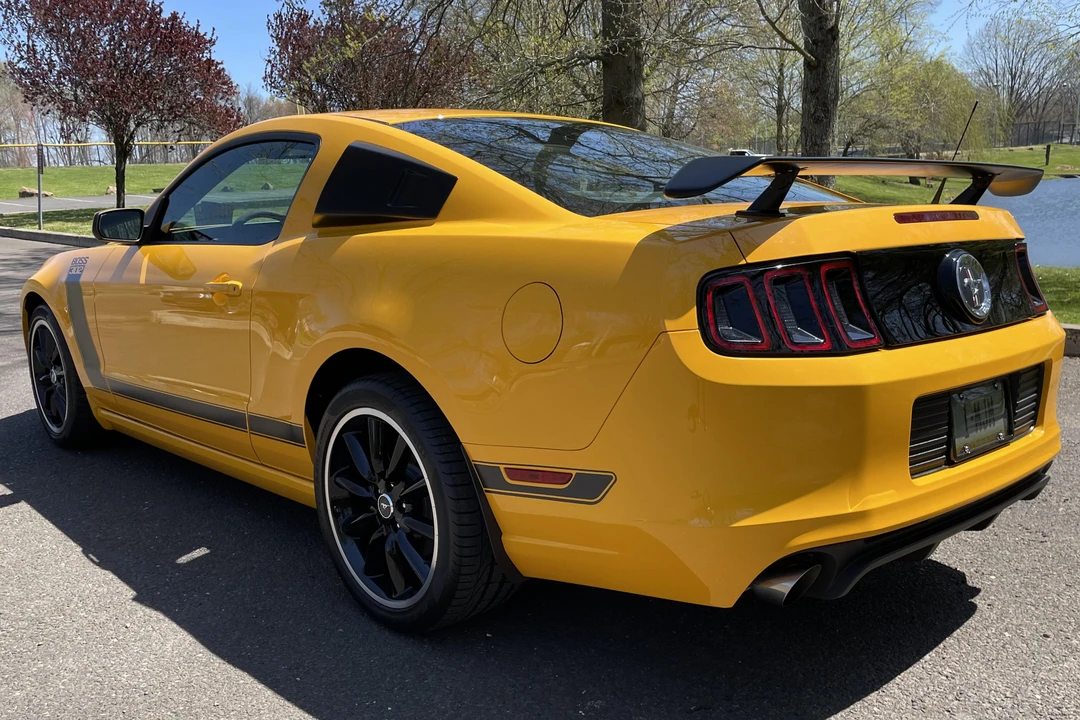 2013 Ford S197 Mustang Boss 302 - Image 4 of 31