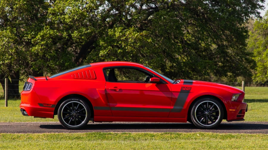 2013 Ford S197 Mustang - Image 8 of 14